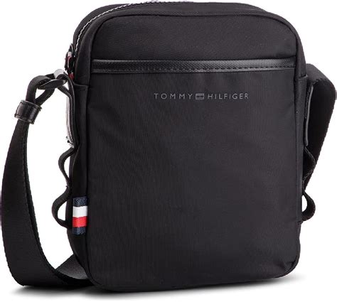 tommy hilfiger shoulder bag.